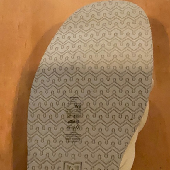 Rothy’s White The Summer Sandal Size 9 Women’s New - Picture 6 of 6